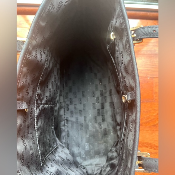 Michael Kors Black Tote Bag - Picture 5 of 5